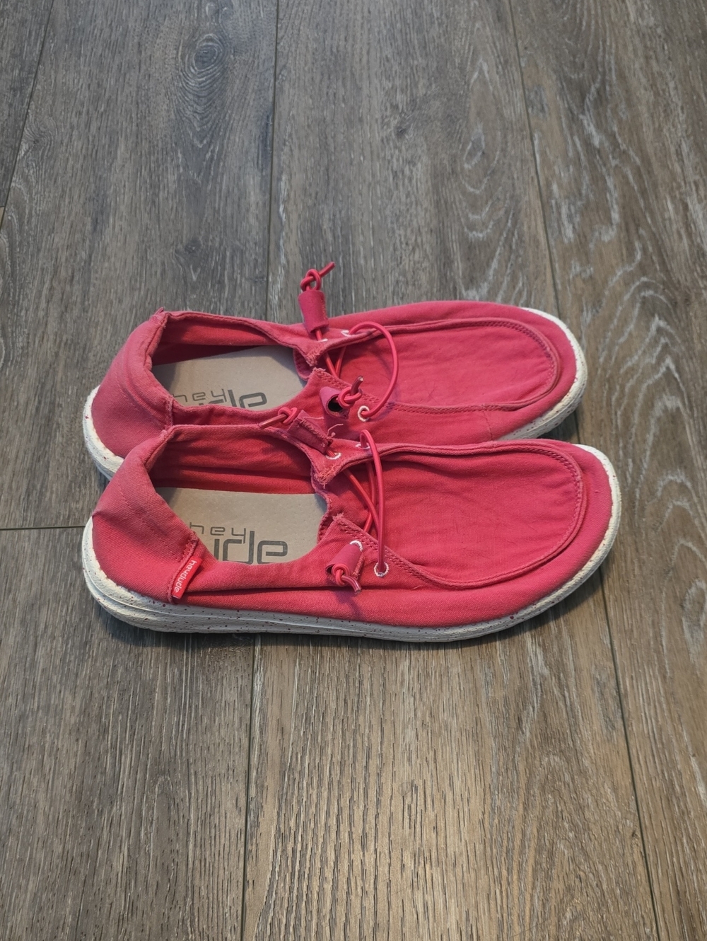 Hey Dudes Women's Size 9 Slip On Shoes